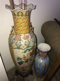 LARGE ASIAN FLOOR VASE