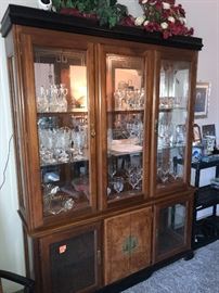 ASIAN STYLE LIGHTED CHINA CABINET