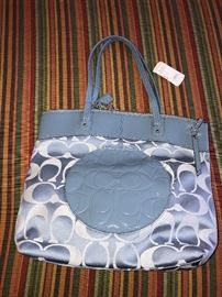 BRAND NEW COACH TOTE