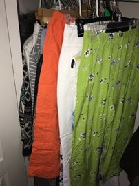 WOMENS CLOTHING-SIZE LARGE TO XLARGE