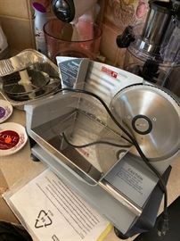 WARING PRO FOOD SLICER