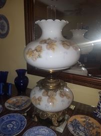 Hurricane table lamp