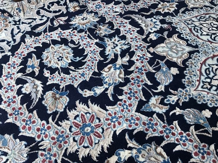Gorgeous Persian Nain area rug - 11’x7’