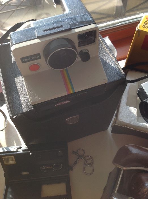 Poloroid camera