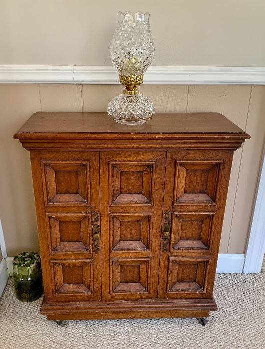 Vintage detailed Cabinet 