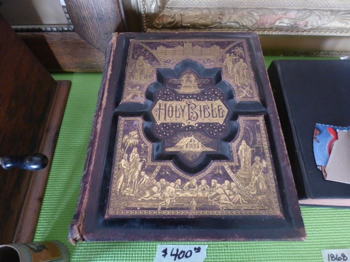 1886 The Parallel Bible in good condition.