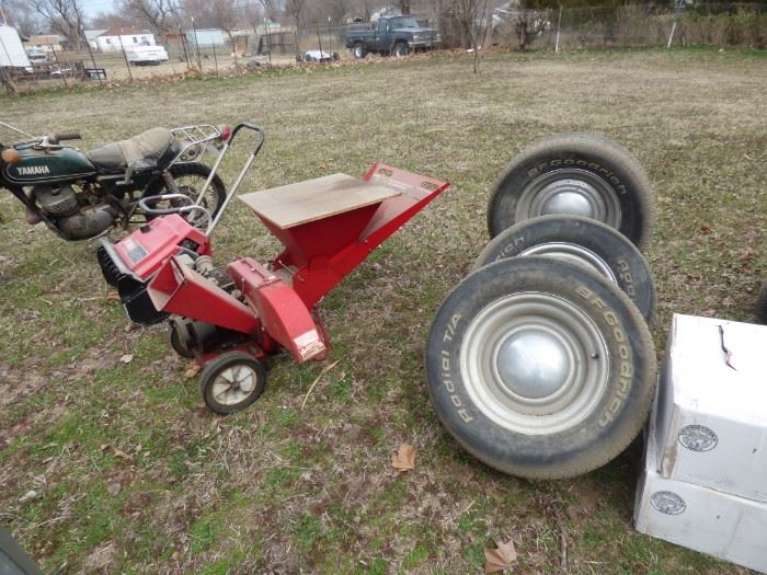 Snowblower and sheels.