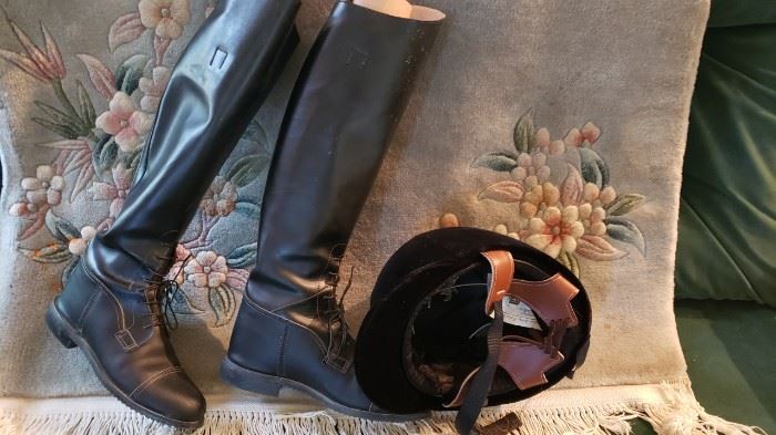 Riding boots and helmet
