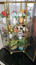 Miniture porcelain flowers