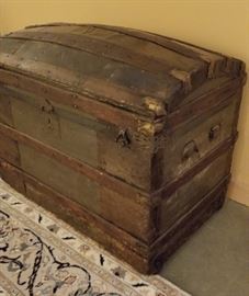 Camelback Trunk Side a
