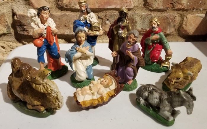 Chalkware Nativity 10 Piece Set Italy