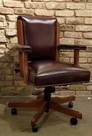 Executive Desk Chair