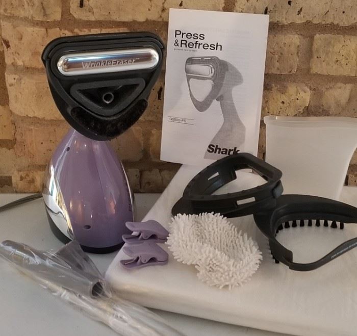 Shark Press and Refresh Clothing Steamer