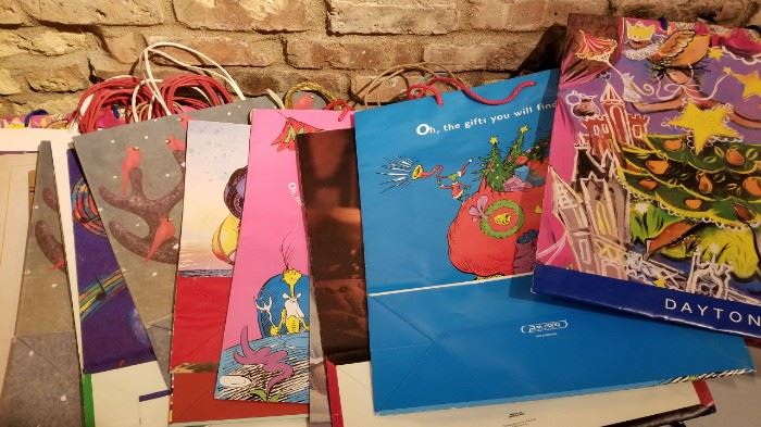 Vintage Daytons and Other Christmas Bags and Boxes c