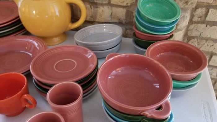 Vintage Fiestaware Fiesta Bowls with Handles as is
