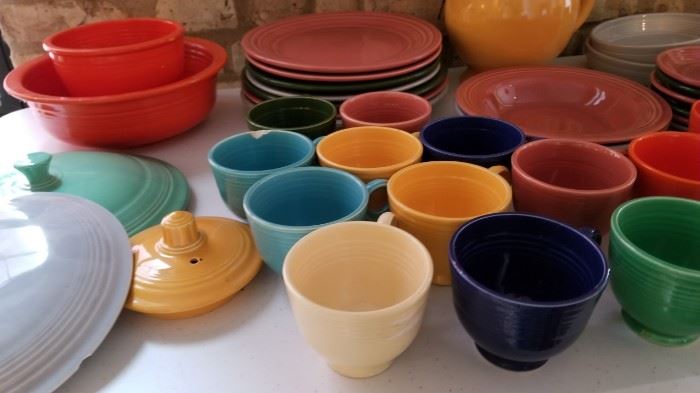 Vintage Fiestaware Fiesta Pieces as is