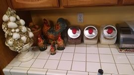 full kitchen , roosters, canisters , bread box