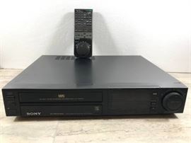 SONY VHS W REMOTE MODEL SLV 373UC