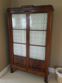 Old Excellent cabinet in the Adams style