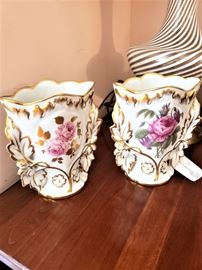 Pair Old Paris Vases