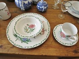 Luncheon Service for 8