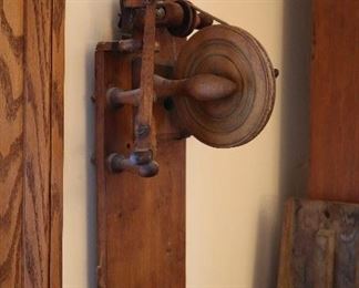 Shaker apple peeler.