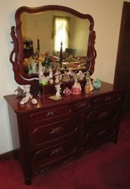 3 Piece Cherry Lillian Russell Bedroom Set