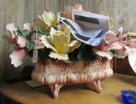 Capodimonte Center Piece