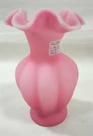 5.5" FENTON PINK SATIN GLASS MELLON VASE
