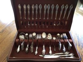 Oneida Service for 16, perfect condition