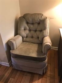 #14 tan button back swivel rocker 75.00