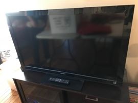 #18 Sony Bravia 46" KDL 46bx420 150.00