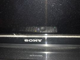 #18 Sony Bravia 46" KDL 46bx420 150.00