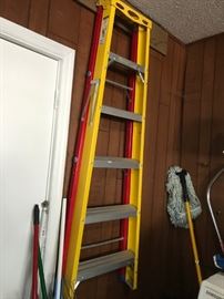 #52 8ft safety first fiberglass step ladder 30.00