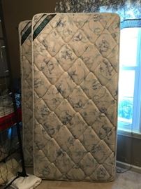 #33 Metal and wood trundle bed with mattresses 175.00