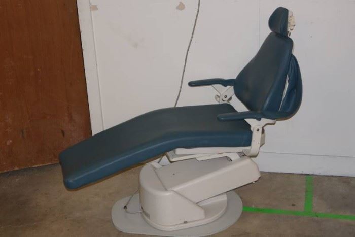 Engle Sequoia Medical Dental Tattoo Chair