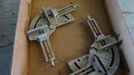2 Metal Corner Clamps