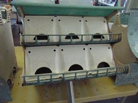 Bird House with adjustable pole