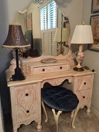 Matches chest of drawers. Antique dressing table with stool. 
