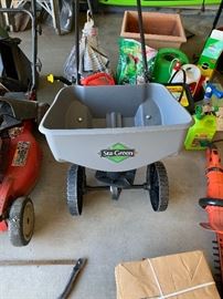 nearly-new seeder, yard products, planters, etc