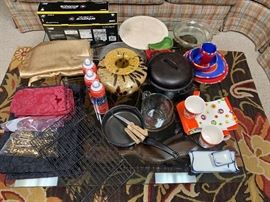 linens, cast iron pot, brand new recessed lightbulbs, etc