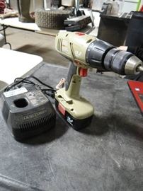 Craftsman 19.2 Volt die hard drill with battery ch ...