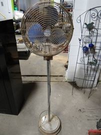 Metal floor fan.