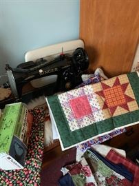 Nice Singer machine.