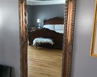 Very pretty full length mirror.