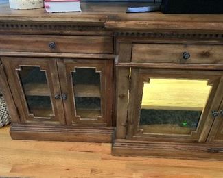 Convenient lighted shelves.