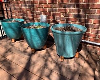 Great color on these pots.