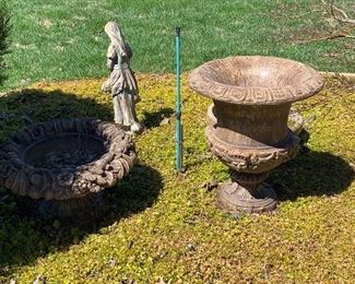 More great concrete pots and yard art.