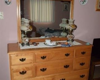 Dresser, Mirror, & Accessories