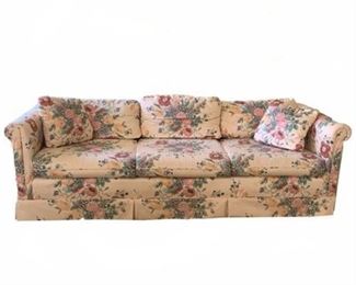 Lot 046
Southern Furniture Company Sofa